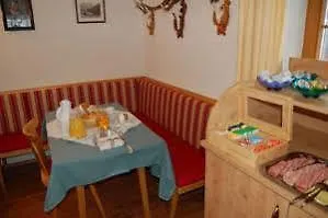 Gasthof Haus Wally Neustift im Stubaital